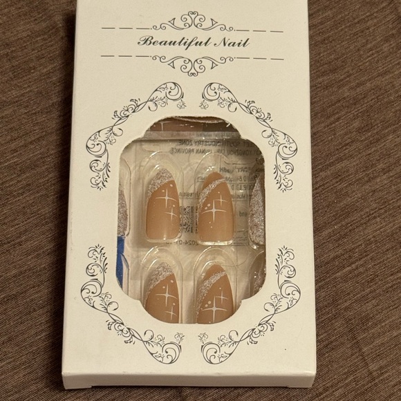 Other - Silver Tan and White Glitter Press-On Nails